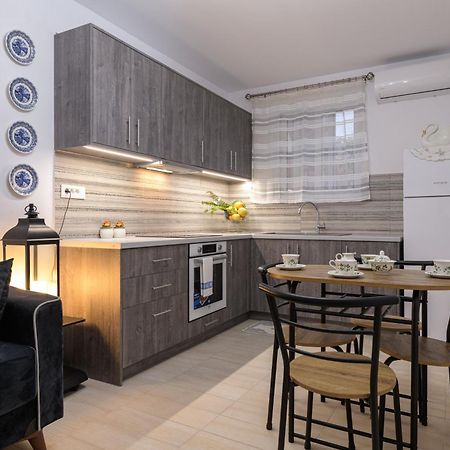 Arazzo Apartments Vasilikí Eksteriør bilde