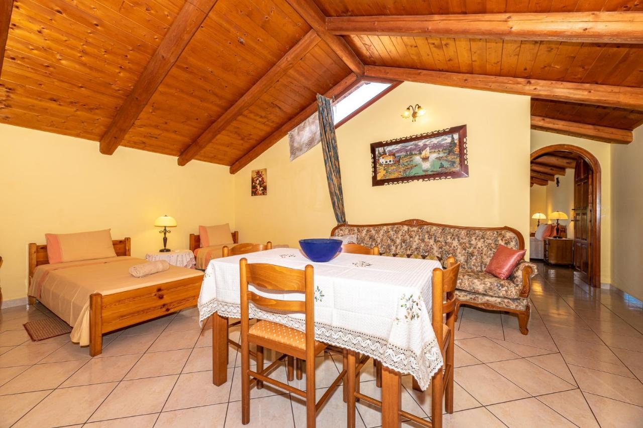 Arazzo Apartments Vasilikí Eksteriør bilde