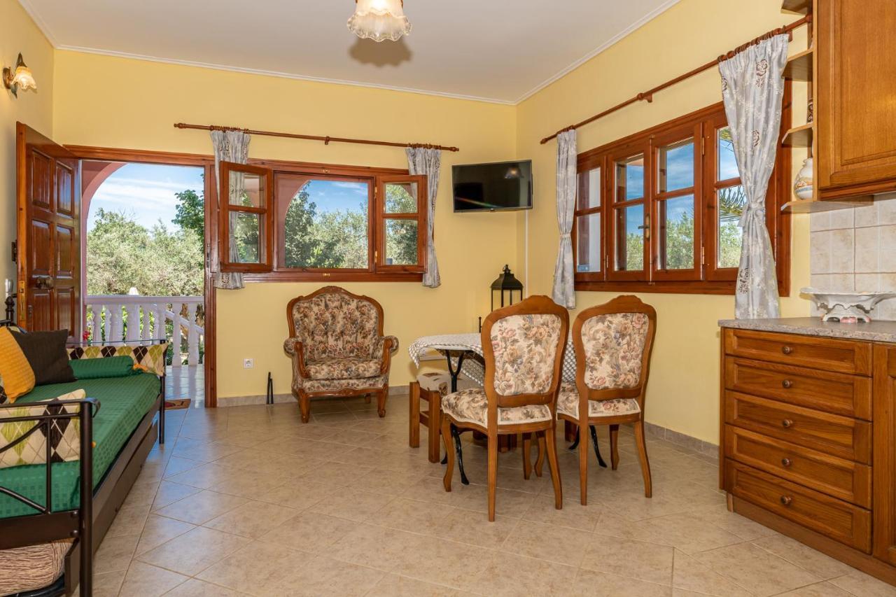 Arazzo Apartments Vasilikí Eksteriør bilde