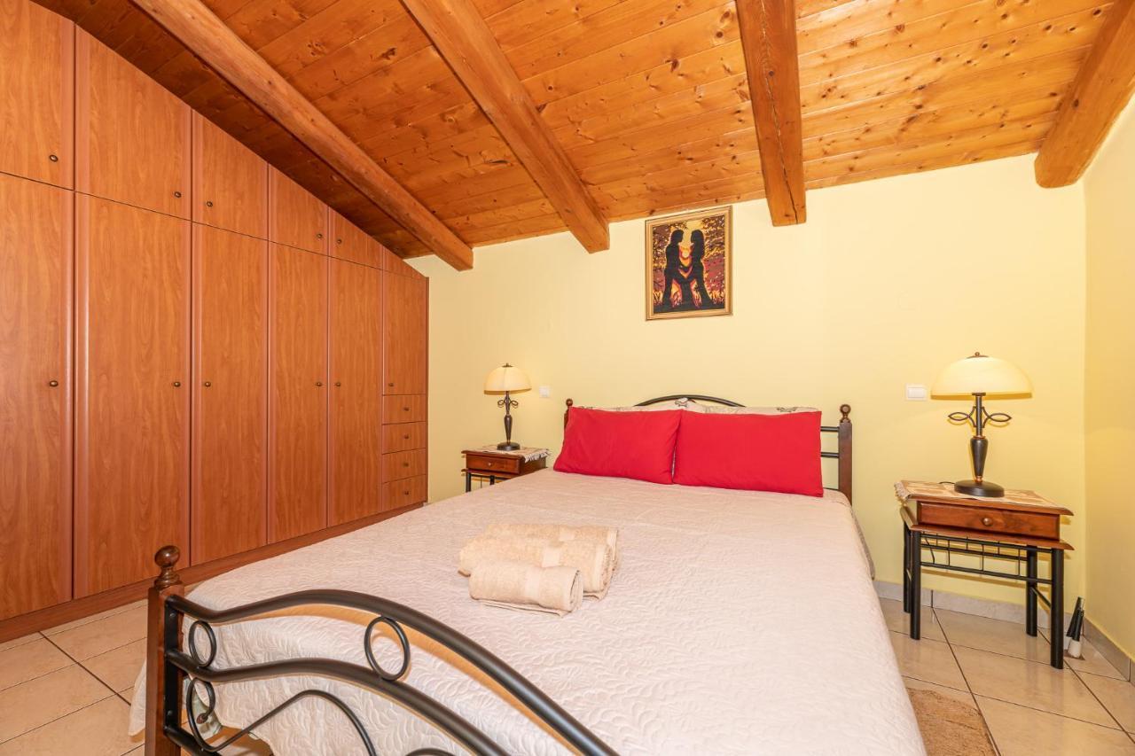 Arazzo Apartments Vasilikí Eksteriør bilde