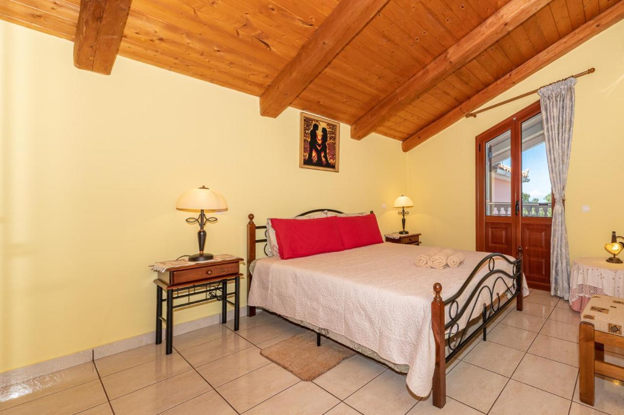 Arazzo Apartments Vasilikí Eksteriør bilde