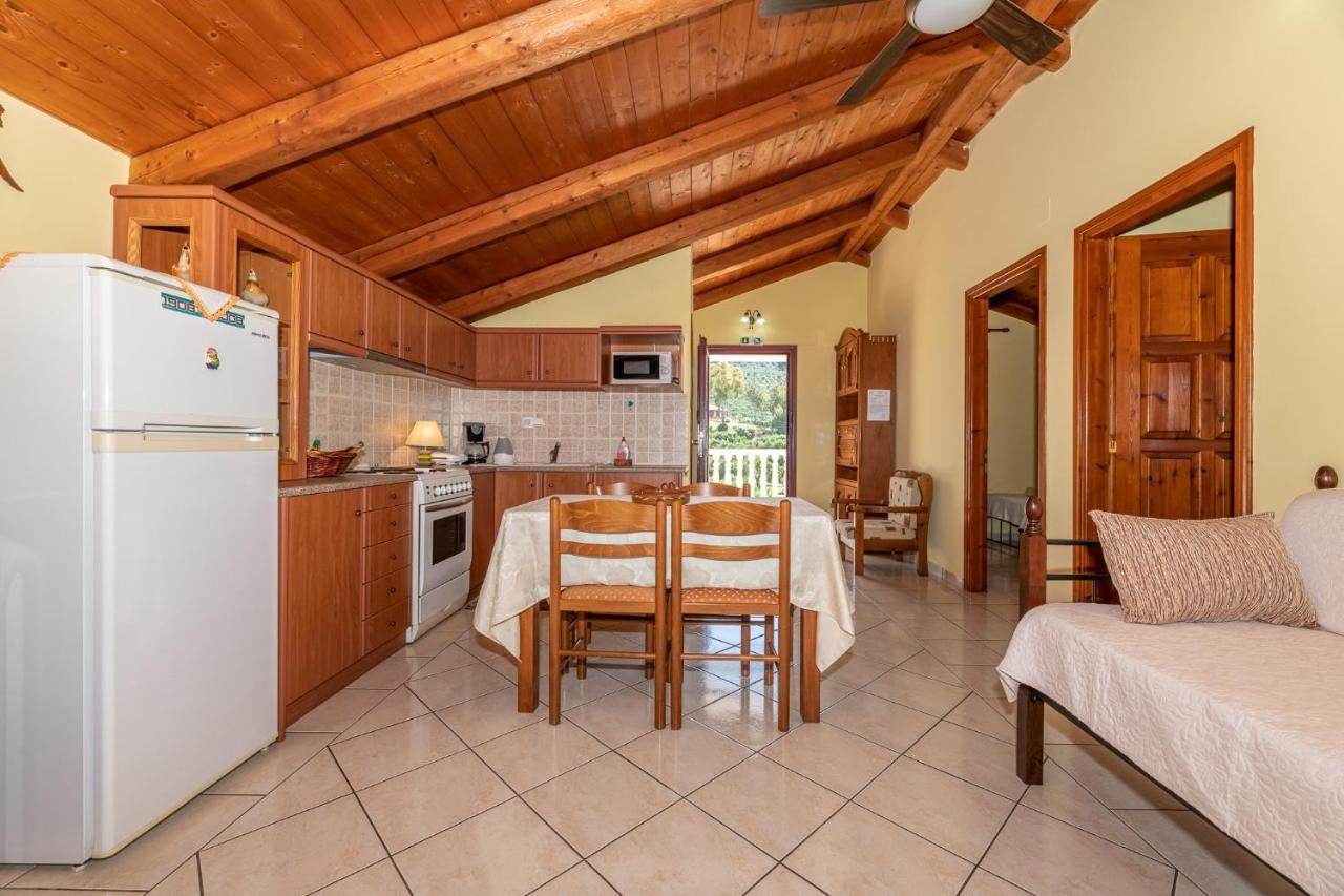 Arazzo Apartments Vasilikí Eksteriør bilde