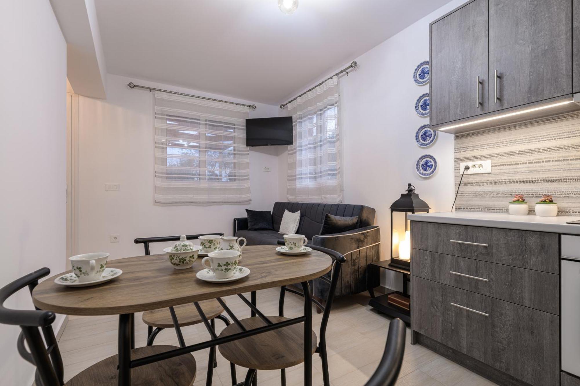 Arazzo Apartments Vasilikí Eksteriør bilde